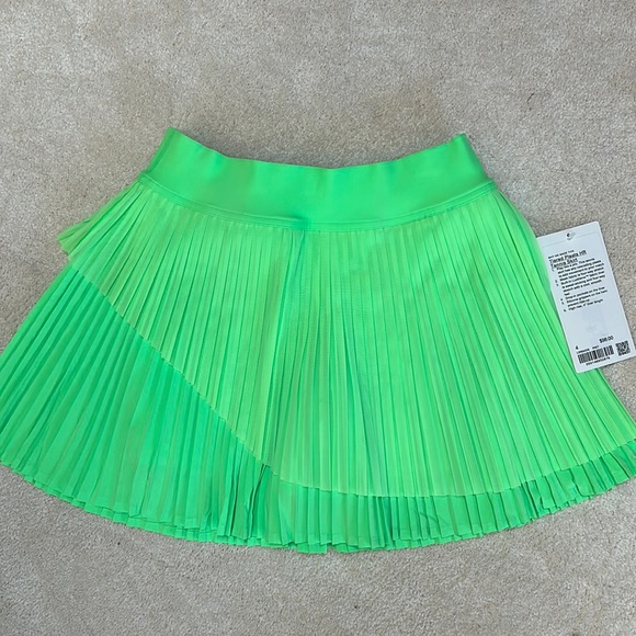lululemon athletica Dresses & Skirts - Lululemon Tiered Pleats HR Tennis Skirt-NWT!